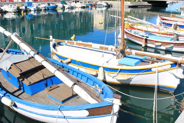 Colorful Traditional Wooden Boats Sete Seaside Resort Singular Island Mediterranean — Stok fotoğraf