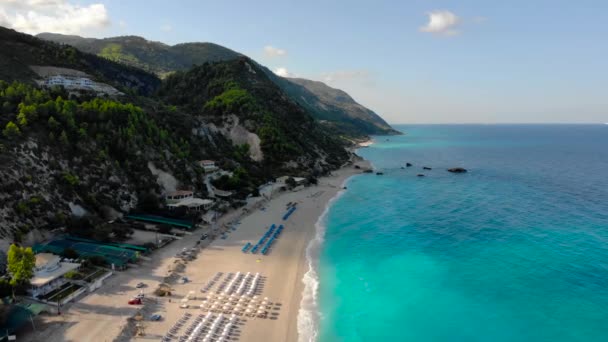 Vista Aérea Uma Grande Praia Popular Kathisma Ilha Grega Lefkada — Vídeo de Stock