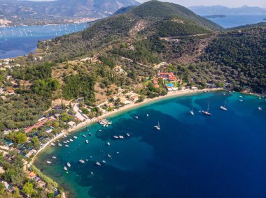 Desimi Beach Golf ve Adası yaz aylarında Yunanistan'da temiz su ile yakın.