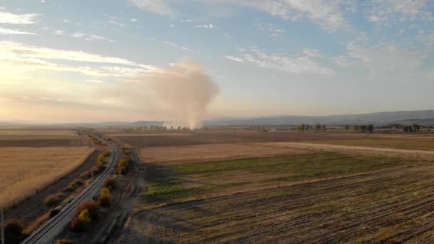 Luchtfoto Van Vuur Het Gebied Van Landbouw Bulgarije — Stockvideo