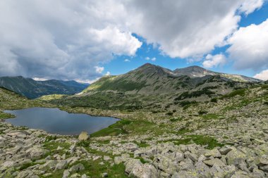 Bulgaristan 'ın Pirin Dağı' nın Şaşırtıcı Manzarası.