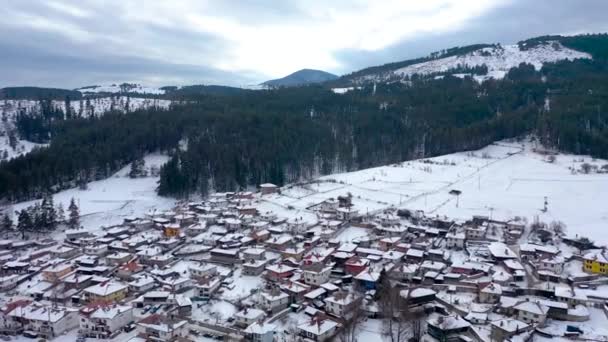 Bulgaristan Sofya Bölgesi Nin Tarihi Koprivshtitsa Kentinin Kışın Hava Manzarası — Stok video