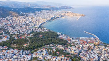 Yunanistan 'ın Kavala kentinde deniz manzarası.