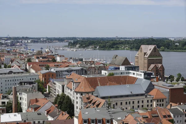 Vista Aérea Ciudad Rostock Alemania Día Soleado — Foto de Stock