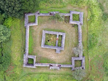 Gurre kale kalıntılarının havadan görünümü, Danimarka