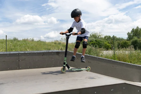 Boy Jumps Scooter — Stock Photo, Image