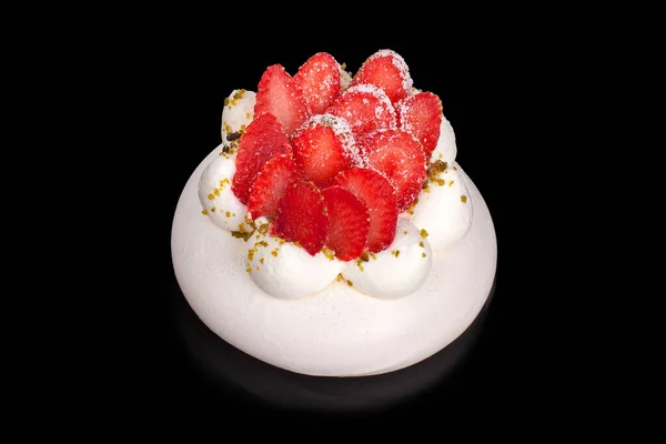 Strawberry Pavlova Cake Black Background Isolated Close Top View — Stock Photo, Image