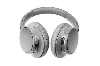 Beyaz arka plandaki gri kablosuz kulaklıklar yakından izole edilmiş, büyük deri kulaklık tasarımı ile gri bluetooth kulaklık, modern siyah wi-fi stereo ses kulaklıkları yan görüş, ses müzik cihazı
