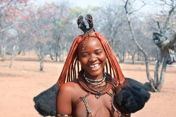Otjikandero Himba Village Namibia September 2017 Schöne Lächelnde Afrikanische Himba — Stockfoto