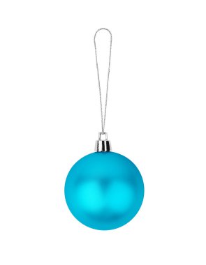 Bir mavi cam top beyaz arka plan, yakın izole, açık mavi noel ağacı süslemesi, tek parlak yuvarlak mücevher, geleneksel yeni yıl dekorasyon unsuru, dekoratif xmas asılı