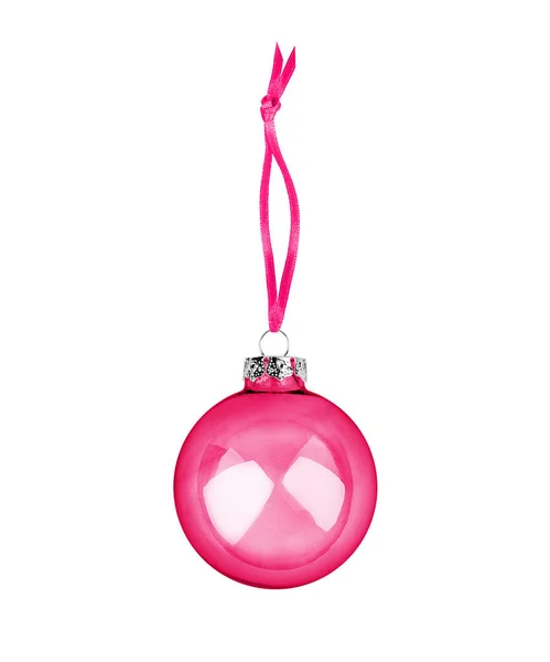 粉红透明玻璃球挂在彩带白色背景上 与外界隔绝 红豆杉装饰 闪闪发亮的圆形铝箔 传统新年装饰设计元素 圣诞玩具 — 图库照片