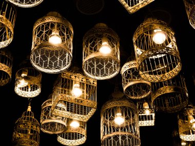 St Thomas, Fairfield 'deki Becket Kilisesi. Sisten önce gün doğumunda..