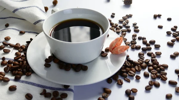 ブルーベリーとコーヒーのモーニングカップ — ストック写真