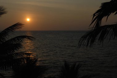 Günbatımı Lavinia Dağı Sri Lanka