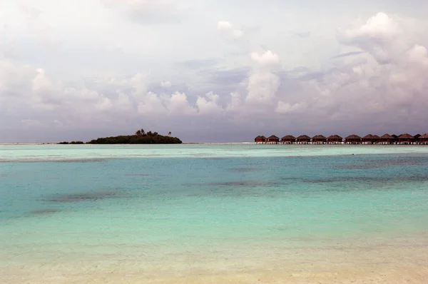 Playa Isla Dhonvelli Maldivas —  Fotos de Stock