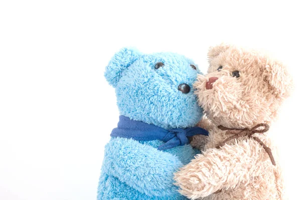 Persahabatan Teddybear Imut Dengan Teman Teman Yang Memegang Dalam Pelukan — Stok Foto