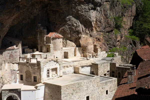 Macka Trabzon Turkey August 2014 Sumela Monastery Courtyard Rock Remains — Stock Photo, Image