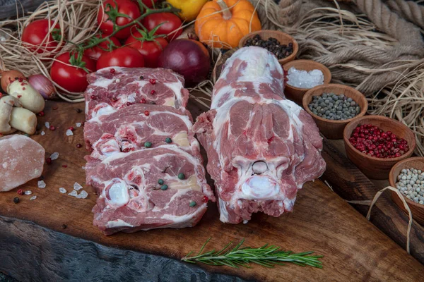 Agnello Crudo Carne Fresca Collo Agnello Agnello Gerdano Tavola Legno — Foto Stock