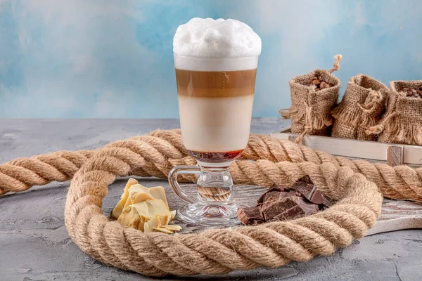 Kaffe Latte Glas Med Choklad Kopp Kaffe Latte — Stockfoto