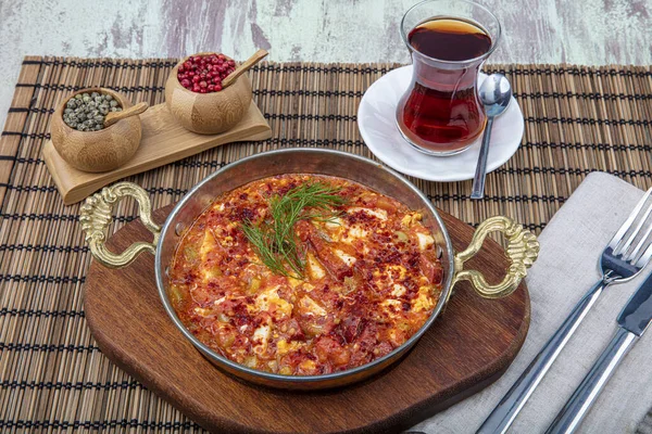 Hombres Comida Tradicional Turca Elaborados Con Huevos Tomates — Foto de Stock