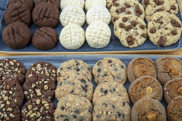 Biskuit Manis Amaretti Set Cookie Lezat Close Piring Atas Meja — Stok Foto