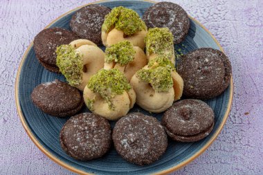 Geleneksel Türk tatlıları ve kurabiyeleri, şeker. Fırın ürünleri. Tatlı kurabiyeler.