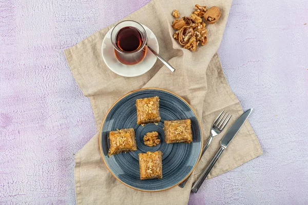 Baklava Walnuts Baklava Turkish Tea Serving Plate Patisserie Service Concept — Stock Photo, Image