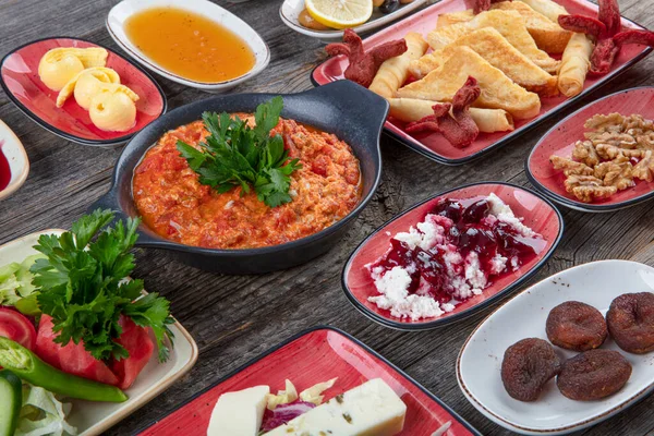Traditionelle Türkische Küche Dorf Frühstücksrestaurant Konzept Traditionelles Türkisches Frühstück Serviert — Stockfoto