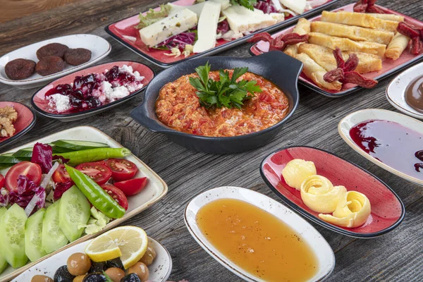 Traditionelle Türkische Küche Dorf Frühstücksrestaurant Konzept Traditionelles Türkisches Frühstück Serviert — Stockfoto