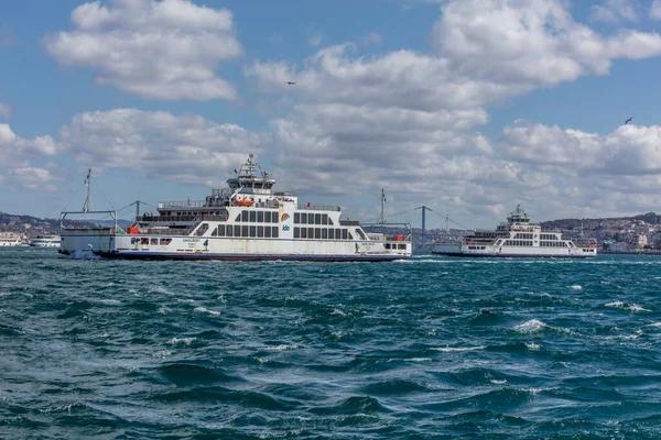 Isztambul Törökország 2019 Március Istanbul Sea Buses Ferries Isztambuli Szorosnál — Stock Fotó