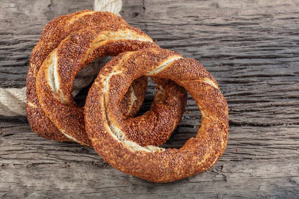 Simit Turco Fundo Madeira Para Pequeno Almoço Bagel Turco Simit — Fotografia de Stock