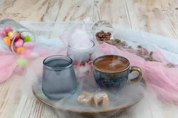 Hagyományos Török Kávé Porcelán Csésze Készlet Egy Pohár Víz Török — Stock Fotó