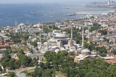 İstanbul hava fotoğrafı. Helikopterden görüntü: Ayasofya, Mavi Cami.