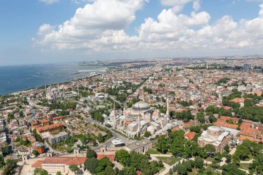 İstanbul hava fotoğrafı. Helikopterden görüntü: Ayasofya, Mavi Cami.