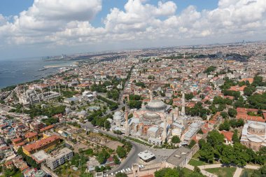 İstanbul hava fotoğrafı. Helikopterden görüntü: Ayasofya, Mavi Cami.