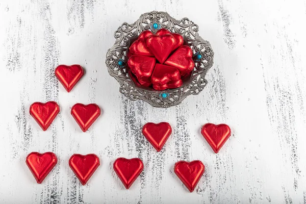 Heart Shaped Chocolate Candies Wrapped Red Colorful Foil Valentine Day — Stock Photo, Image