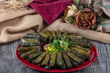 Zeytinyağı ile doldurulmuş Osmanlı, Türk ve Yunan mutfağı, en güzel aperatif..