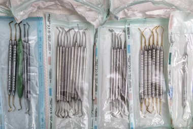 Tıbbi araçlar, diş bakımı, tedavi, plastik cerrahi, cerrahi konsept, kapat