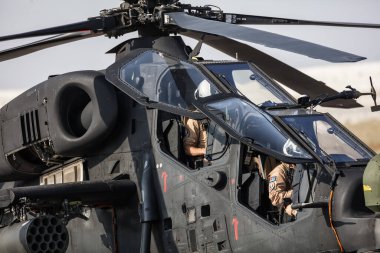 Sivrihisar, ESKISEHIR, TURKEY - 16 Eylül 2017; Saldırı helikopteri TAI-AgustaWestland T129 ATAK. Türk Hava Kuvvetleri. Sivrihisar Hava Gösterisi Eskisehir, Türkiye.