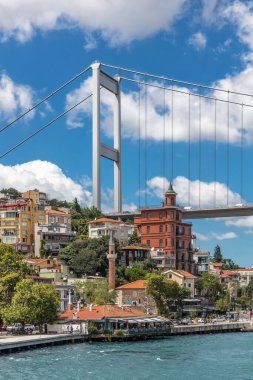 Fatih Sultan Mehmet Köprüsü ve Rumeli Kalesi. İstanbul Türkiye.