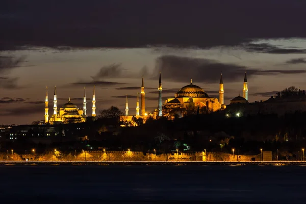 Vista Noturna Cidade Istanbul Peru — Fotografia de Stock