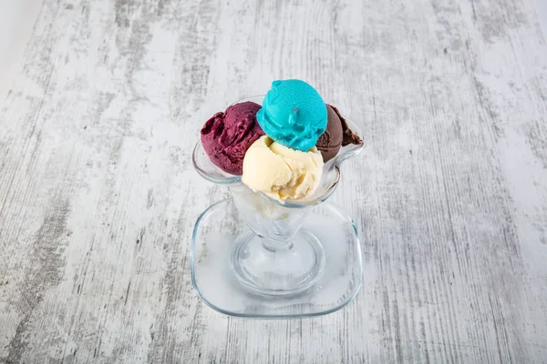 Glace Assortie Boules Crème Glacée Colorées Dans Bol Avec Différentes — Photo