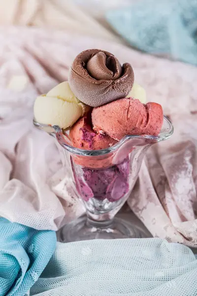 Glace Aux Fruits Boules Crème Glacée Colorées Dans Bol Avec — Photo