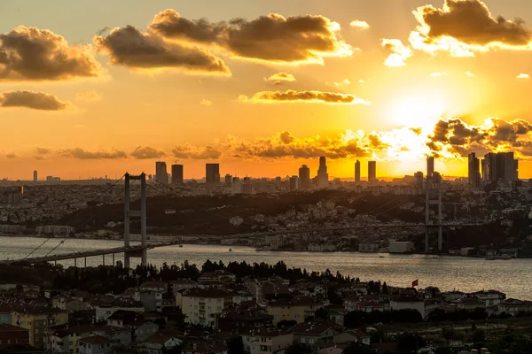 Matahari Terbenam Atas Kota Istanbul Kalkun — Stok Foto