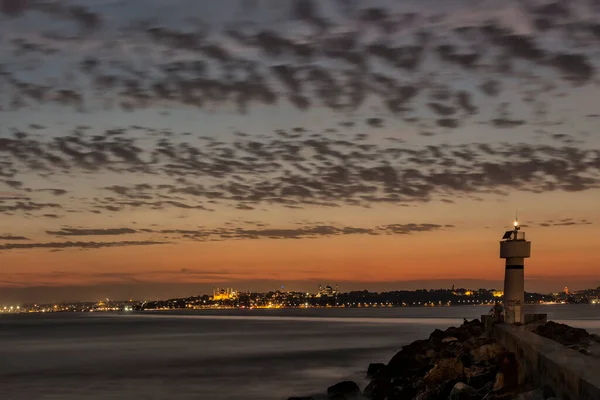 Schöne Aussicht Auf Das Meer Abend Der Türkei Istanbul — Stockfoto