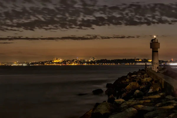 Schöne Aussicht Auf Das Meer Abend Der Türkei Istanbul — Stockfoto