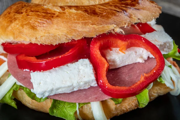 Еда Вкусный Большой Сэндвич Столе — стоковое фото