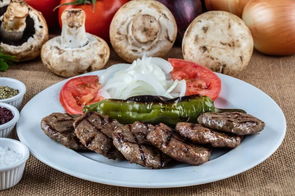 Gegrild Vlees Groenten Tafel — Stockfoto