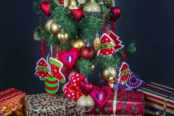 Christmas Tree Gifts Decorations Black Background — Fotografia de Stock