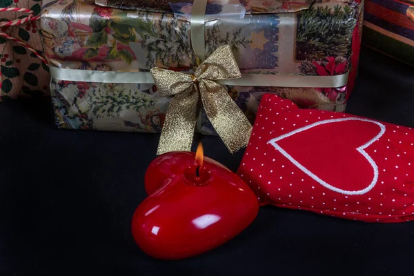 Christmas Gift Box Red Heart Bow White Background — стоковое фото